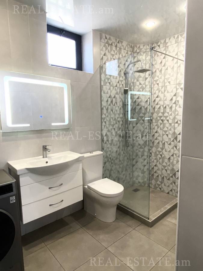 House for sale خیابان نازاربِکیان, آچاپنیاک ایروان, 127695