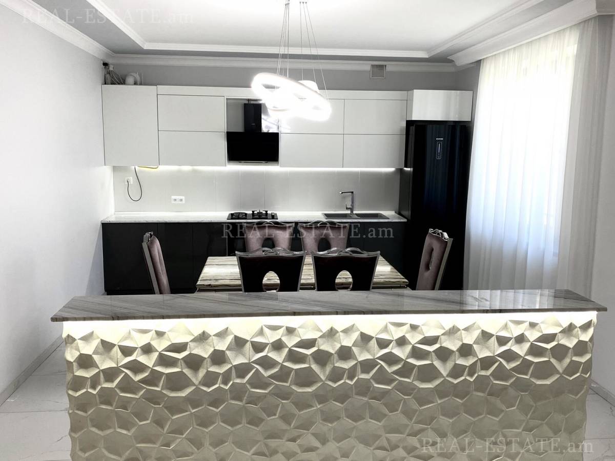 House for sale خیابان نازاربِکیان, آچاپنیاک ایروان, 127695