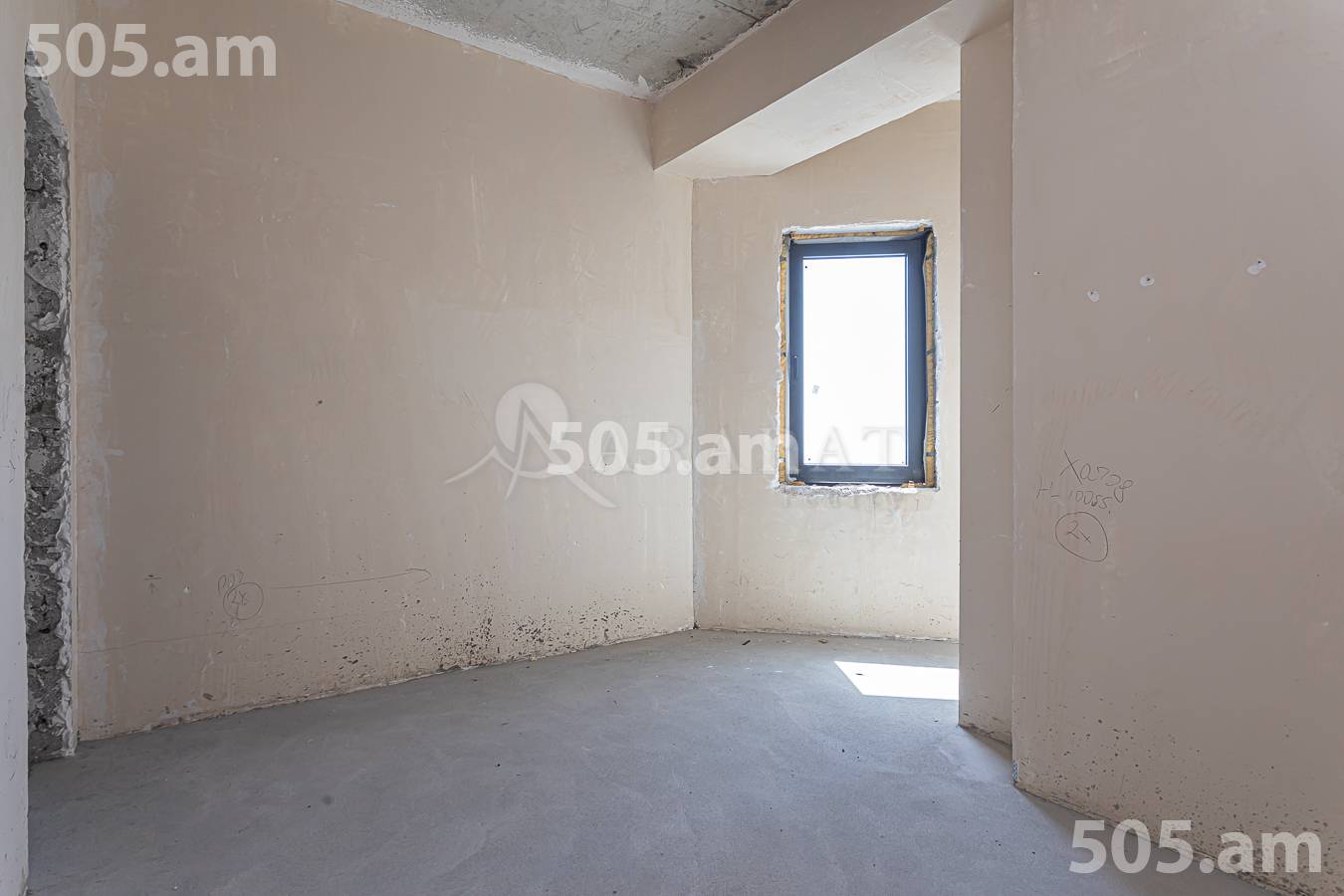 3 bedroom apartment for sale (خیابان باقرامیان (کِنترون, مرکز شهر ایروان, 156525