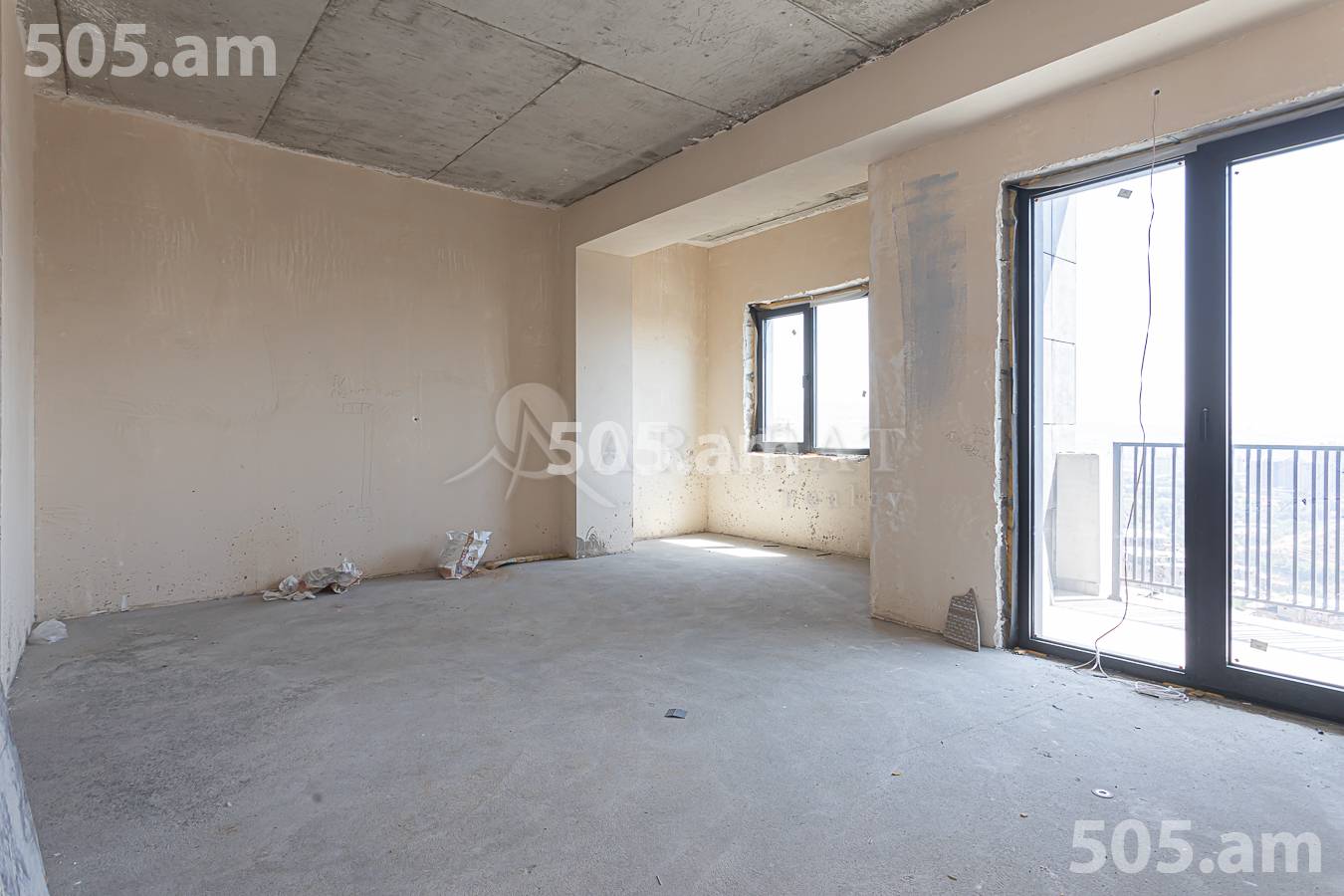 3 bedroom apartment for sale (خیابان باقرامیان (کِنترون, مرکز شهر ایروان, 156525