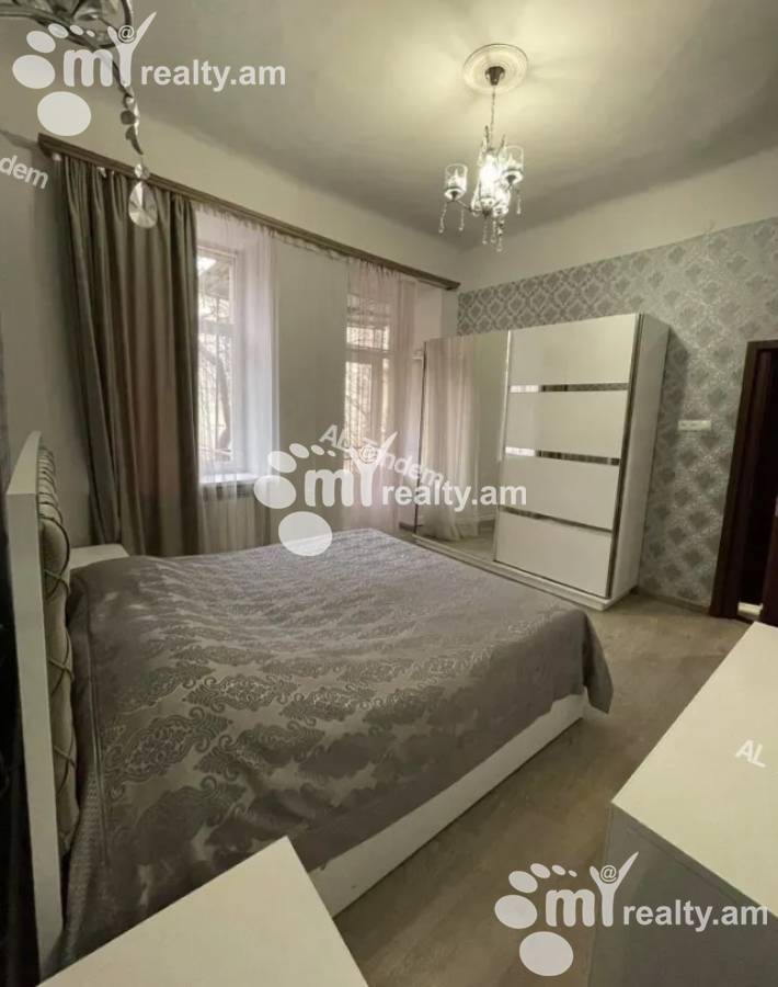 3 bedroom apartment for sale Vardanants St, Center Yerevan, 156182