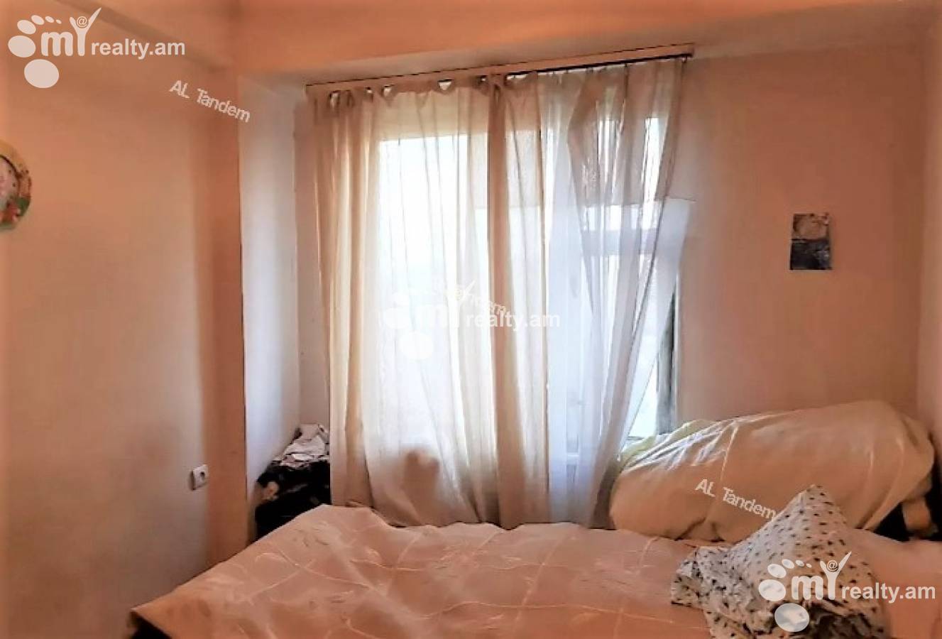 3 սենյականոց բնակարան  Վ.Փափազյան փող, Արաբկիր Երևան, 132743