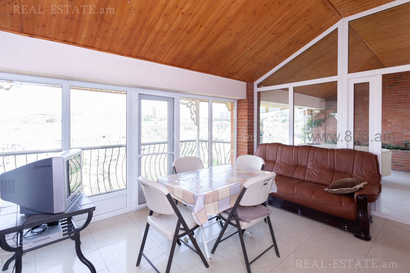 House for sale Hovsep Emin St, Arabkir Yerevan, 125145