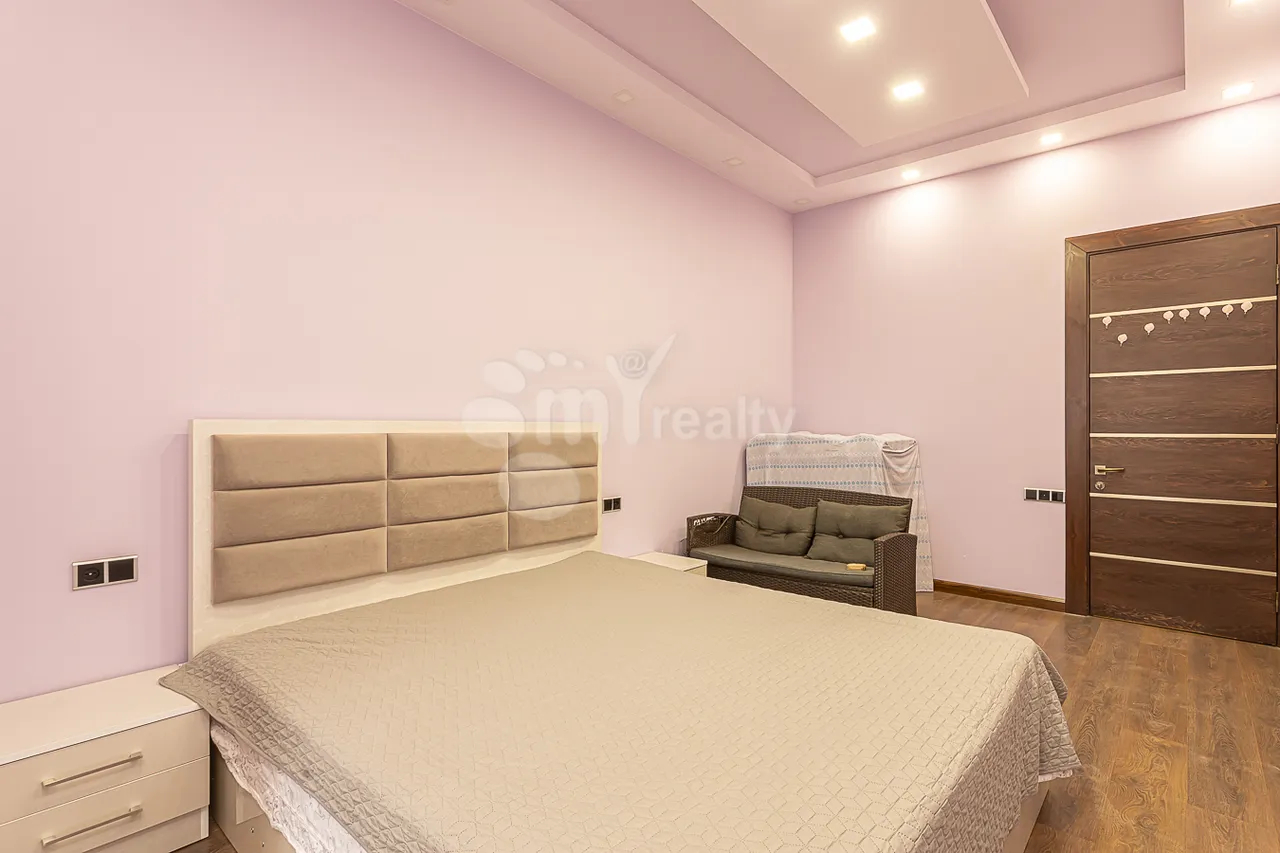 2 bedroom apartment for sale Yekmalyan St, Center Yerevan, 158261