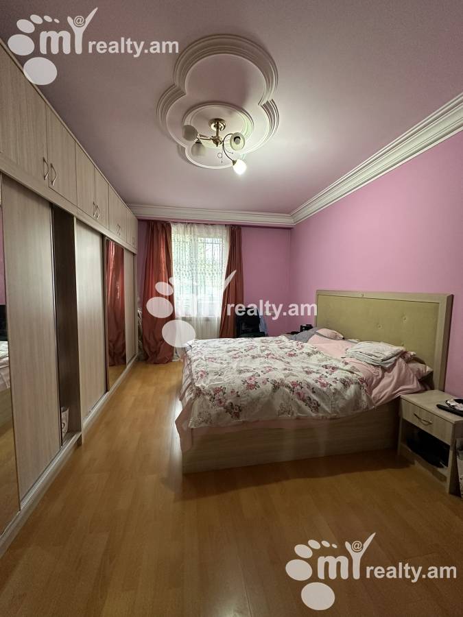 3 սենյականոց բնակարան  Վրացական փող, Արաբկիր Երևան, 158988