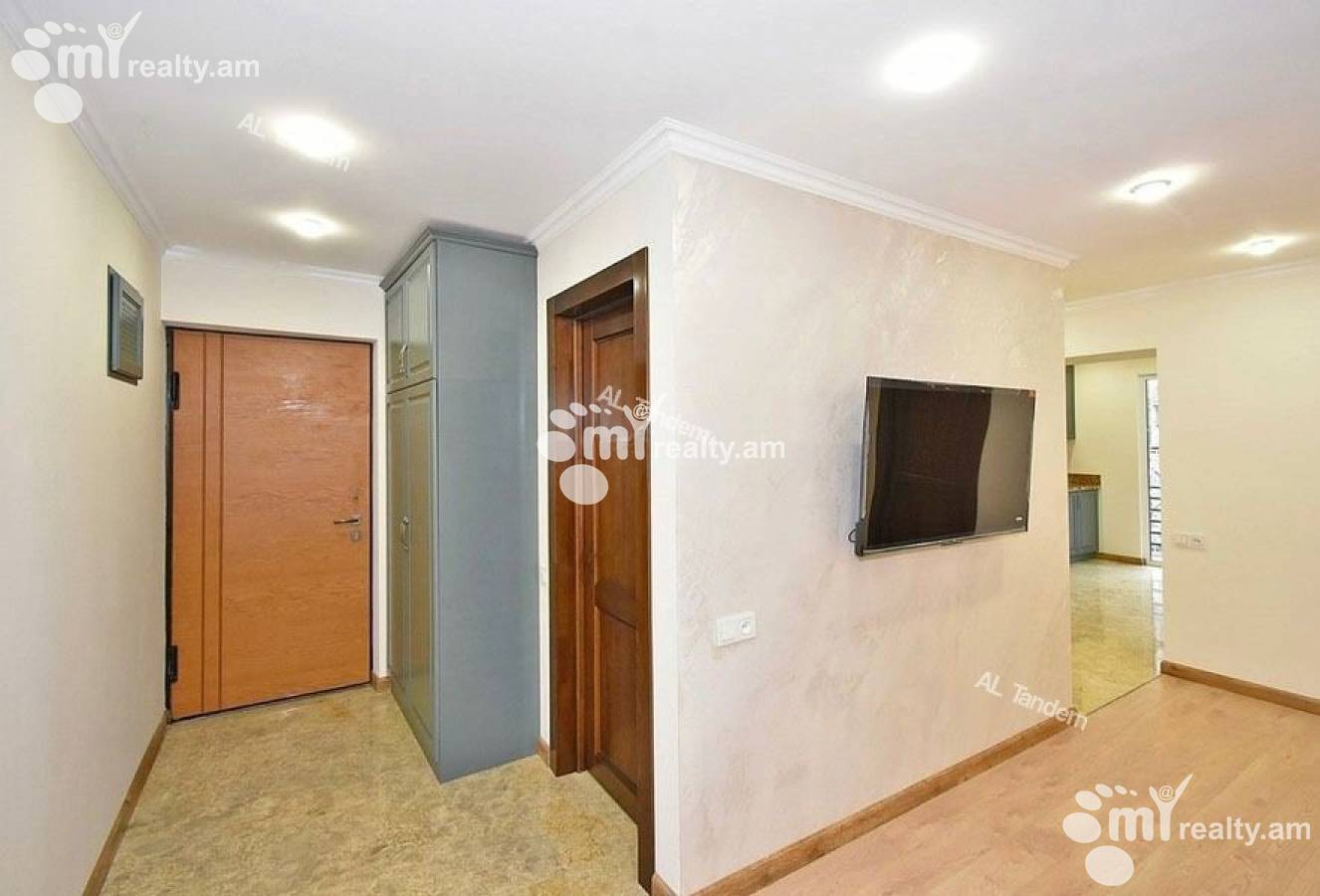 3 bedroom apartment for sale Abovyan St, Center Yerevan, 158491