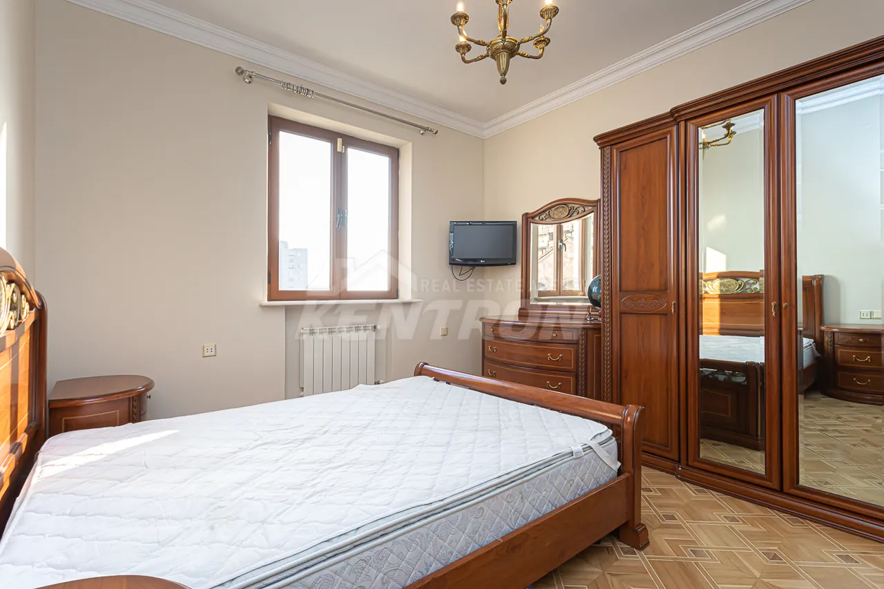 4 bedroom apartment for sale Baghramyan av(Arabkir), Arabkir Yerevan, 158394