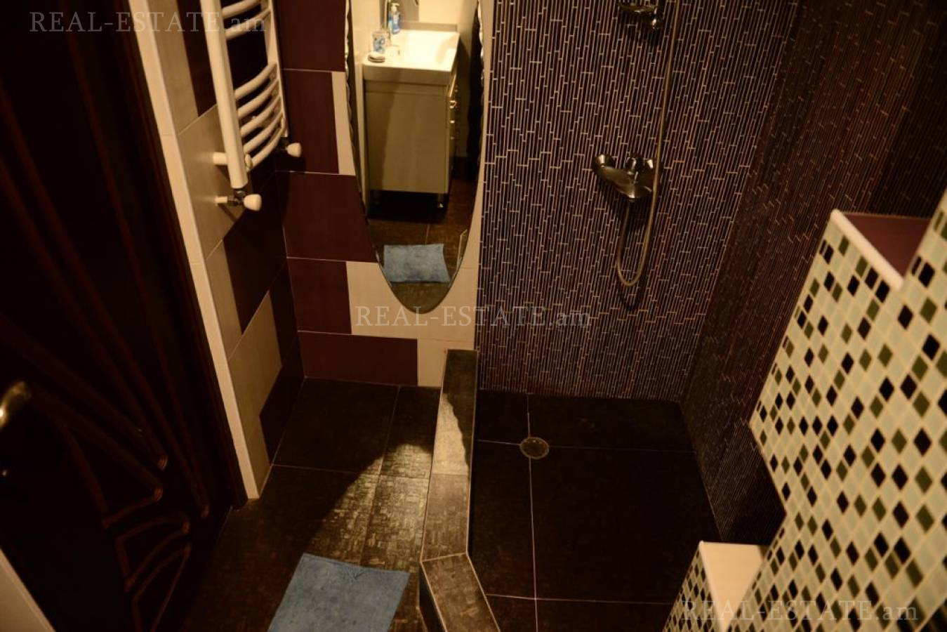 4 bedroom apartment for sale Teryan St, Center Yerevan, 133596