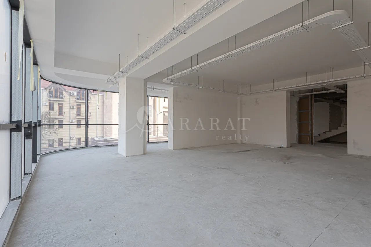 Снять коммерческoе помещение Н. Зарян стр, Арабкир Ереван, 158318