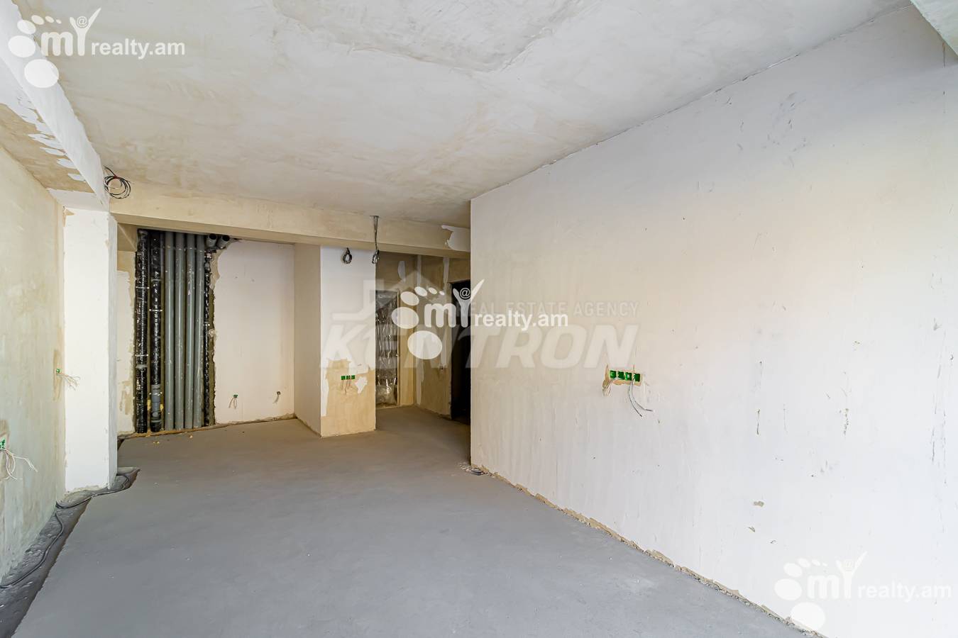 Купить 2 комнатную квартиру Антараин ул, Центр Ереван, 153747