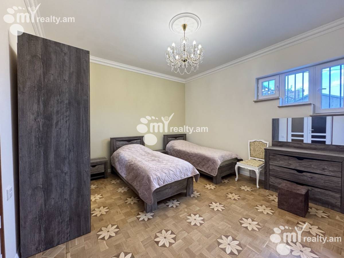 3 bedroom apartment for rent Sundukyan St, Arabkir Yerevan, 160431