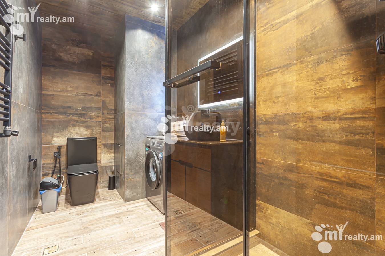 3 bedroom apartment for rent خیابان آنتارایین, مرکز شهر ایروان, 156053