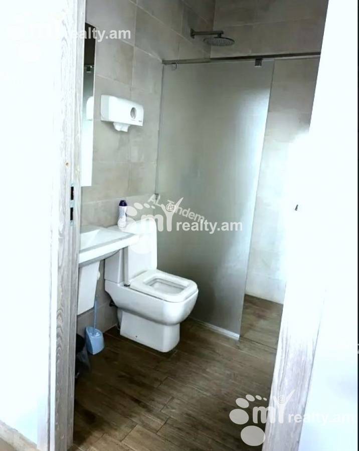 Снять коммерческoе помещение Цицернакаберд шоссе, Центр Ереван, 142000