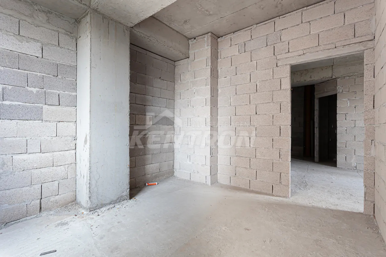 3 bedroom apartment for sale خیابان آنتارایین, مرکز شهر ایروان, 157908