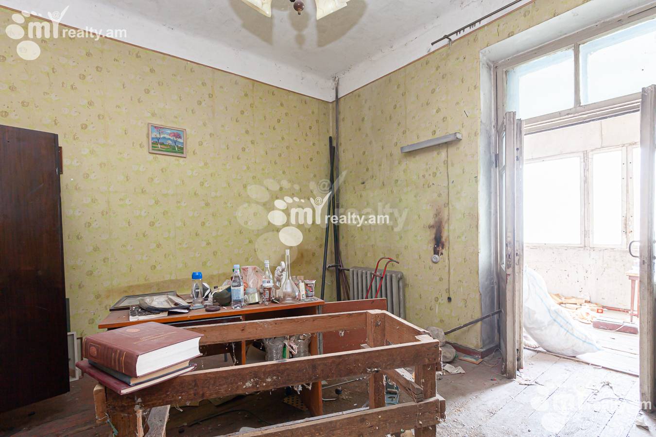 Купить 2 комнатную квартиру Паронян ул, Центр Ереван, 155745