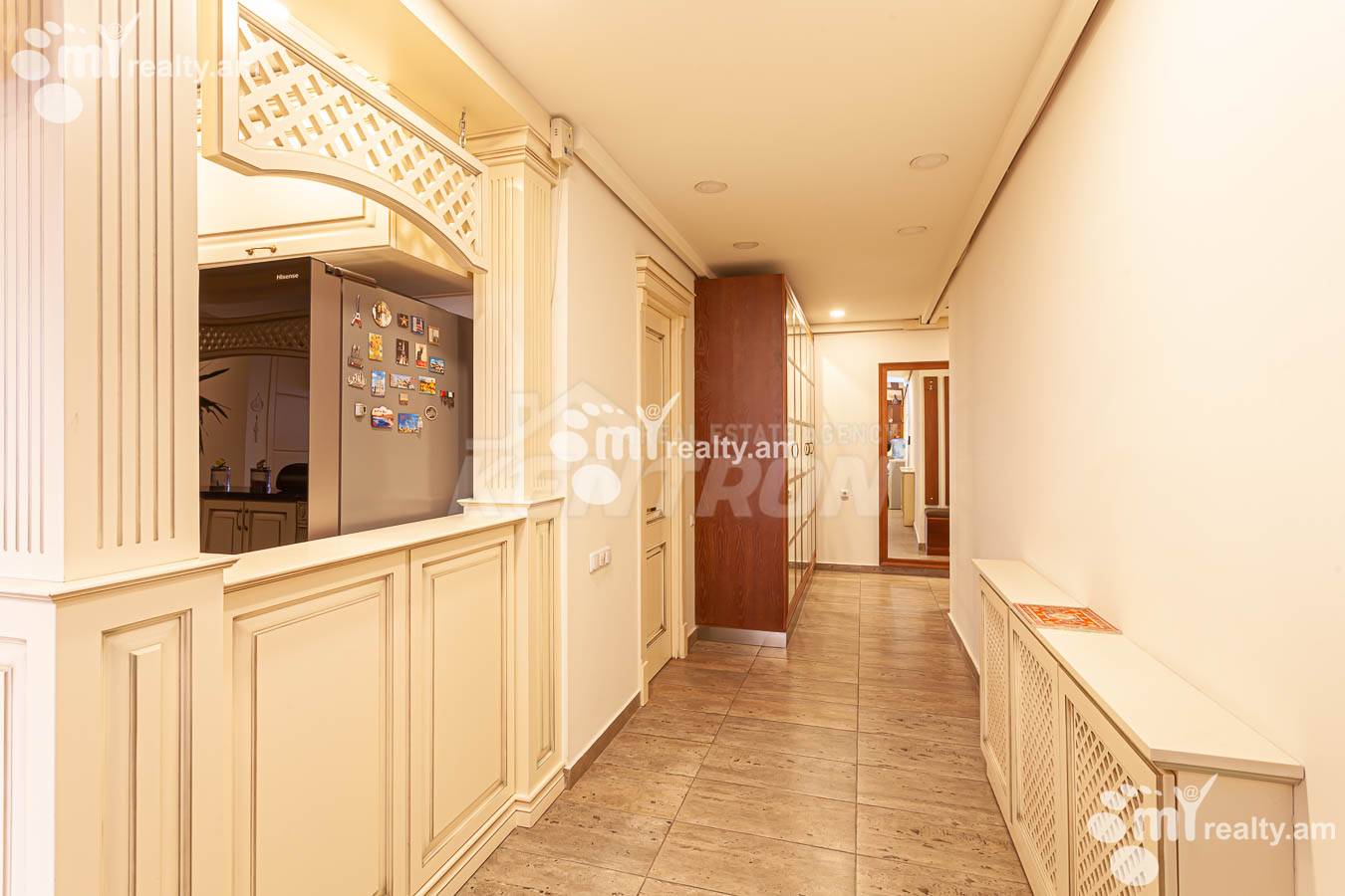 4 սենյականոց բնակարան  Լեռ. Կամսարի փող, Կենտրոն Երևան, 153801