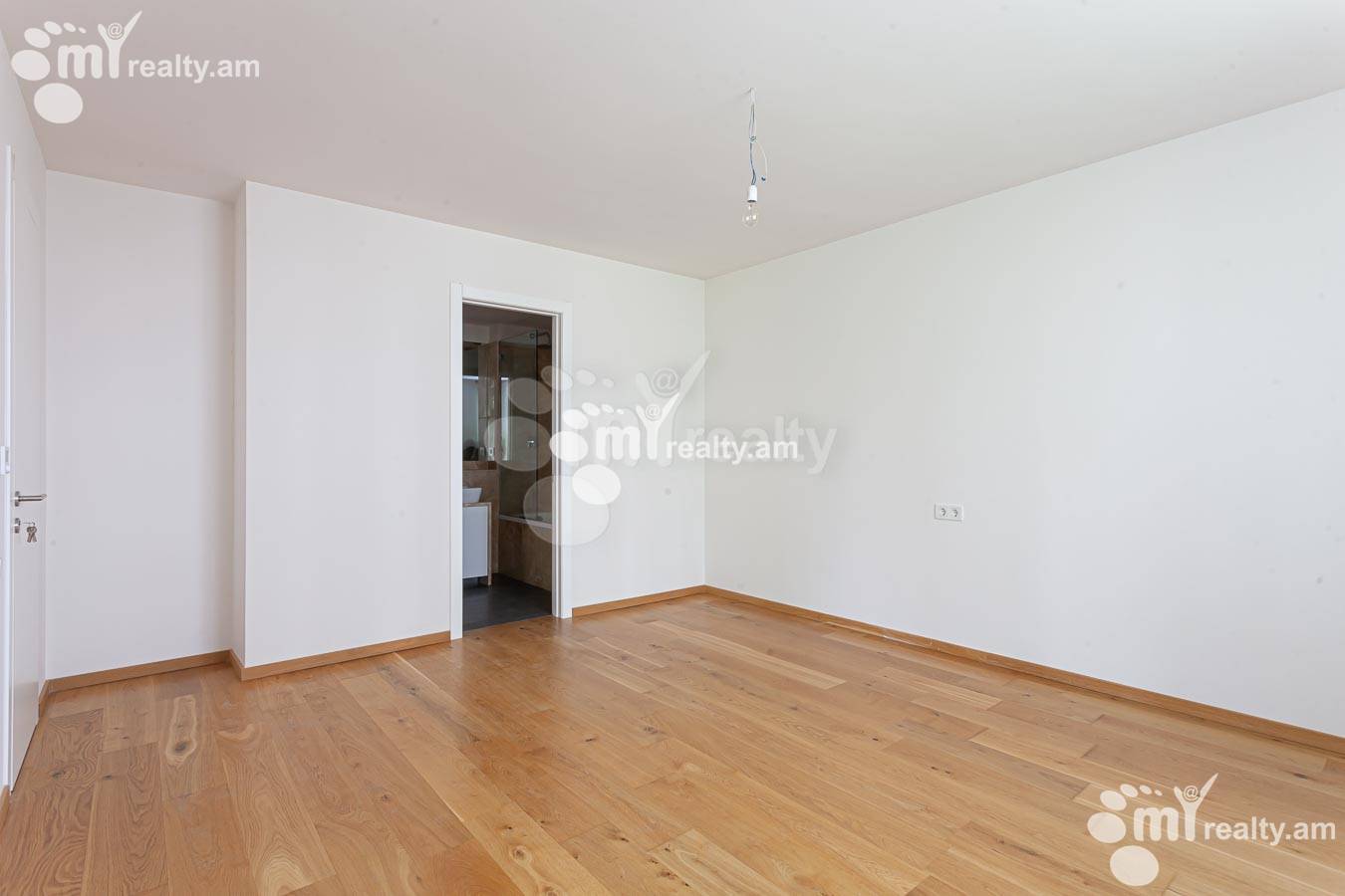 5 bedroom apartment for sale خیابان مامیکونیانتس کوچه, عربگیر ایروان, 155378