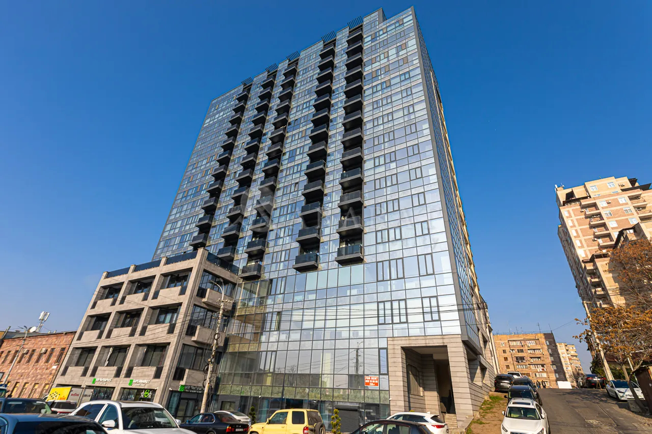 4 bedroom apartment for sale Rostom St, Center Yerevan, 158377