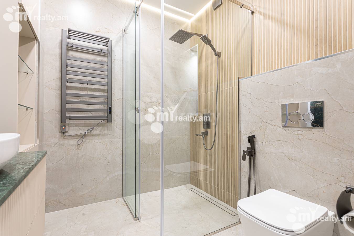 3 սենյականոց բնակարան վարձով Գրիբոեդովի փող, Արաբկիր Երևան, 157033