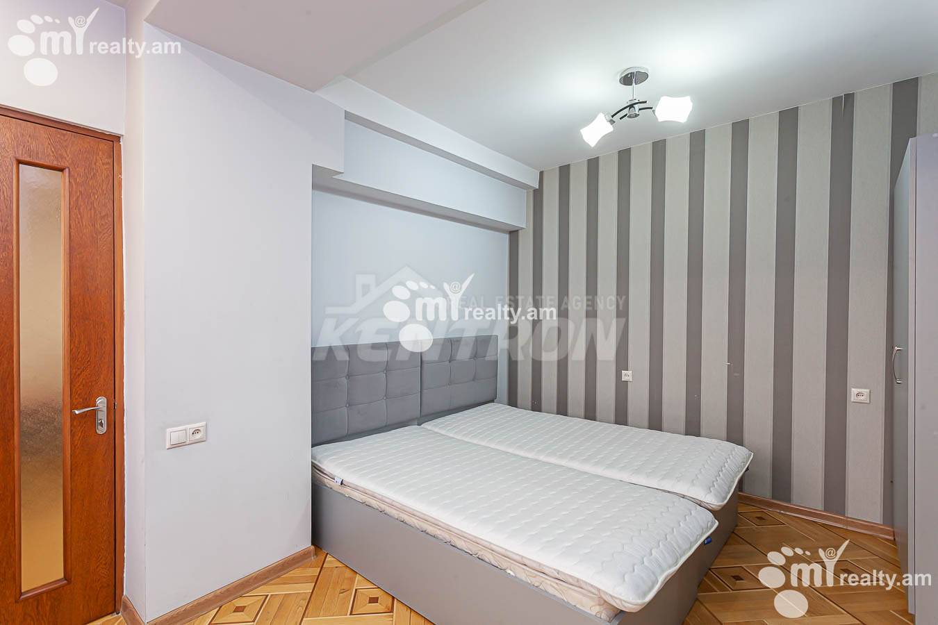 3 սենյականոց բնակարան  Սայաթ-Նովայի պող, Կենտրոն Երևան, 154041