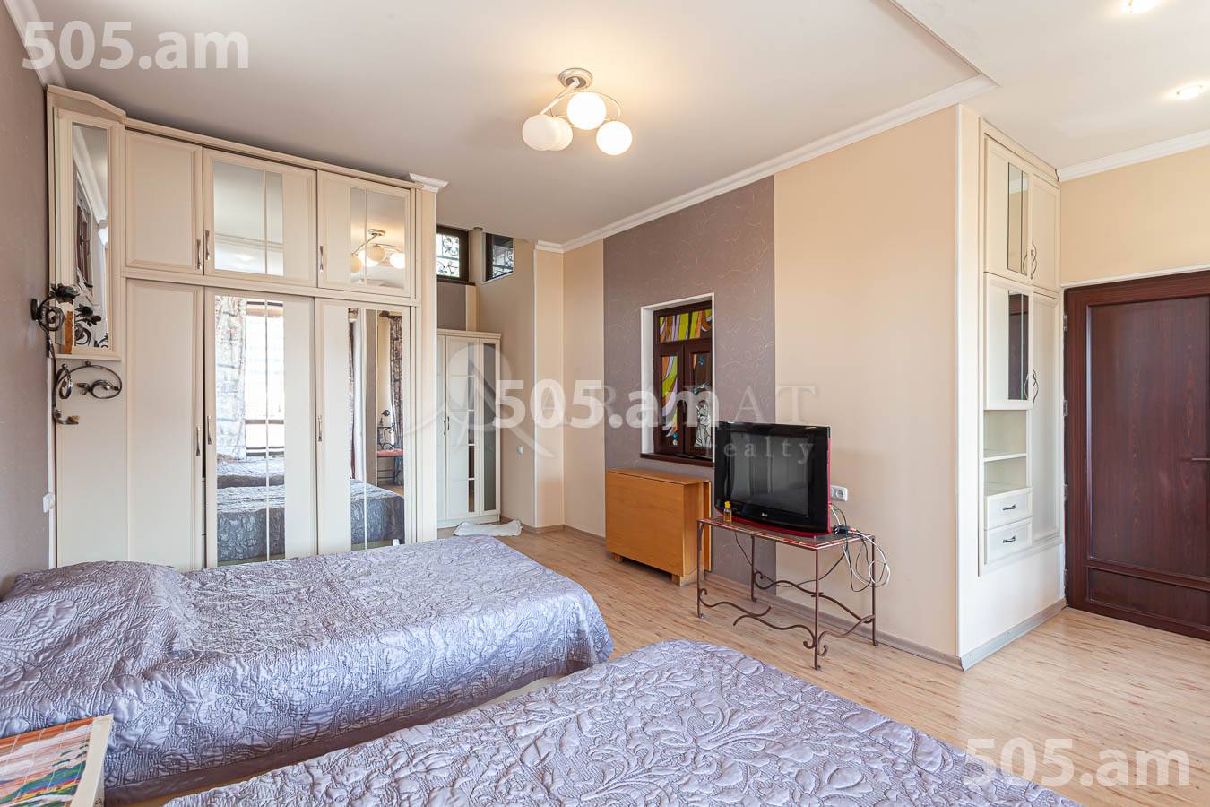 Снять 2 комнатную квартиру Маштоца пр, Центр Ереван, 153327