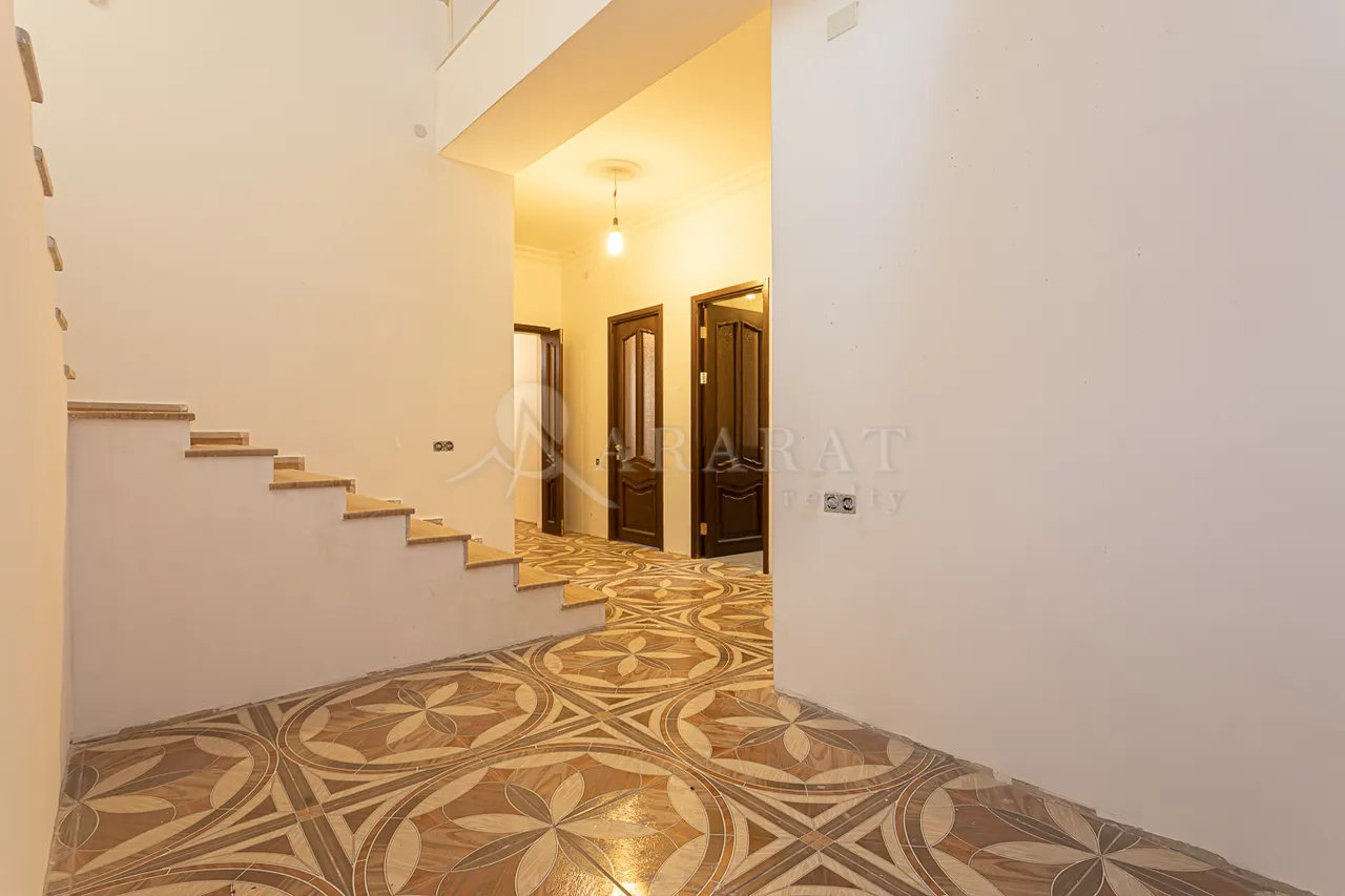 House for sale Davtashen 3 district, Dawtaschen Yerevan, 158569
