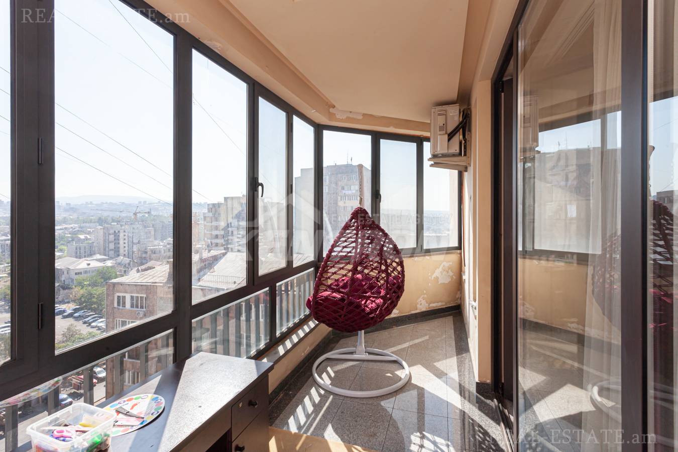 4 սենյականոց բնակարան  Համբարձումյան փող, Արաբկիր Երևան, 139649