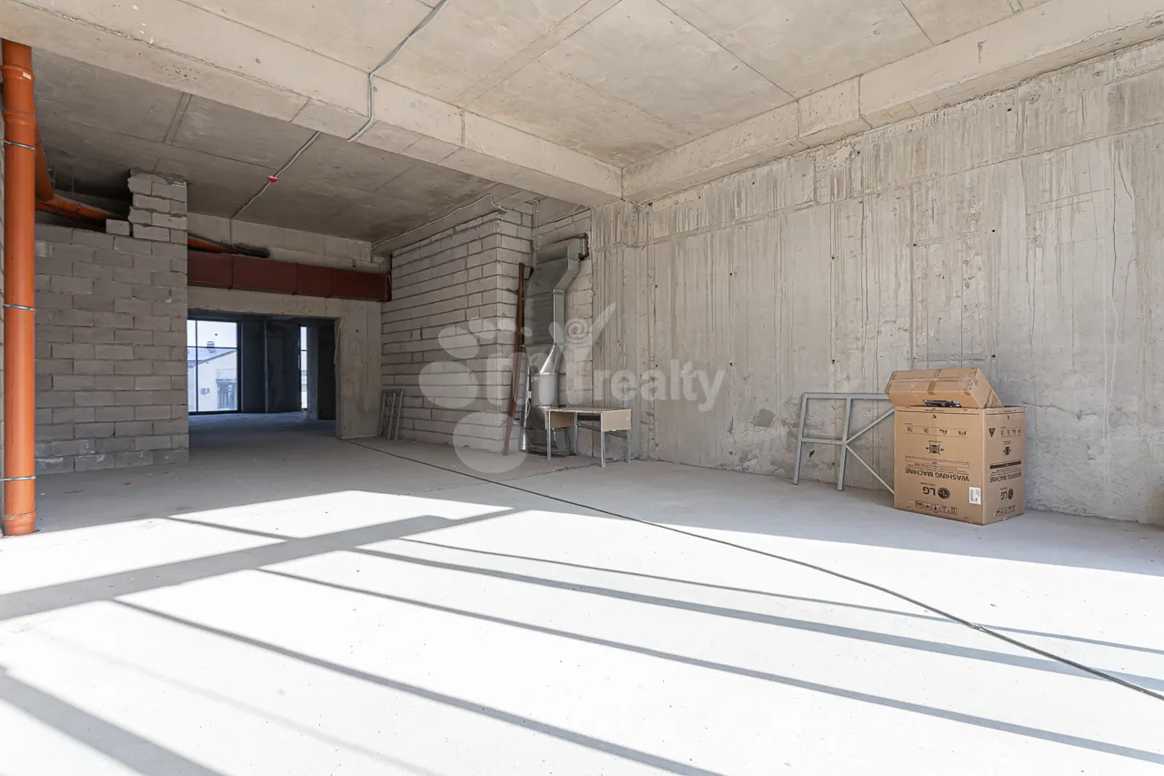 Commercial property for sale Paruyr Sevak  dis. 17 street, Avan Yerevan, 157753