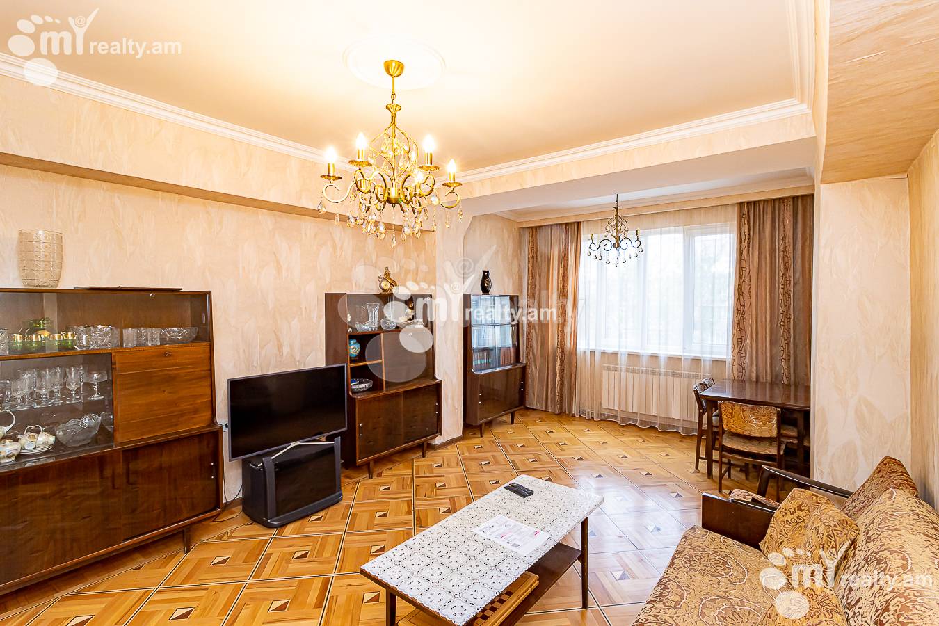 Купить 3 комнатную квартиру Каджазнуни ул, Центр Ереван, 147305