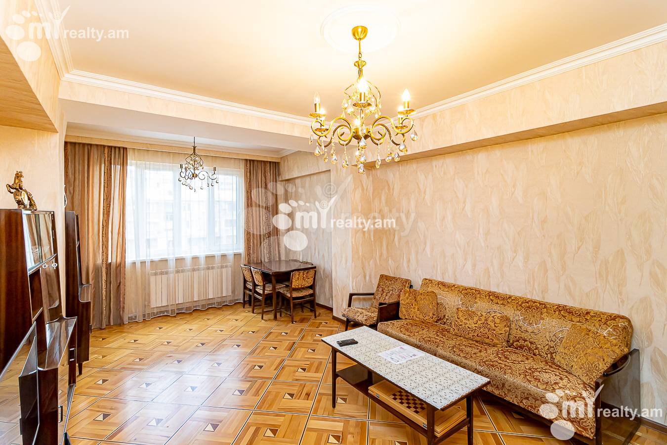 Купить 3 комнатную квартиру Каджазнуни ул, Центр Ереван, 147305