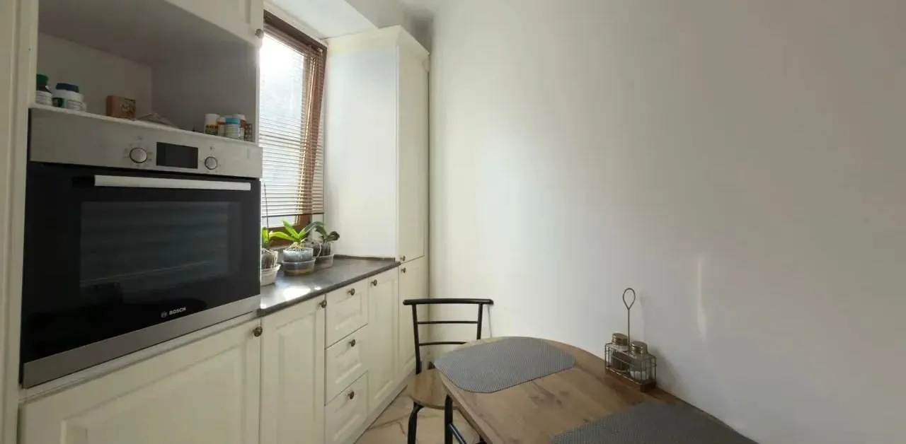 3 bedroom apartment for rent Pushkin St, Center Yerevan, 161548