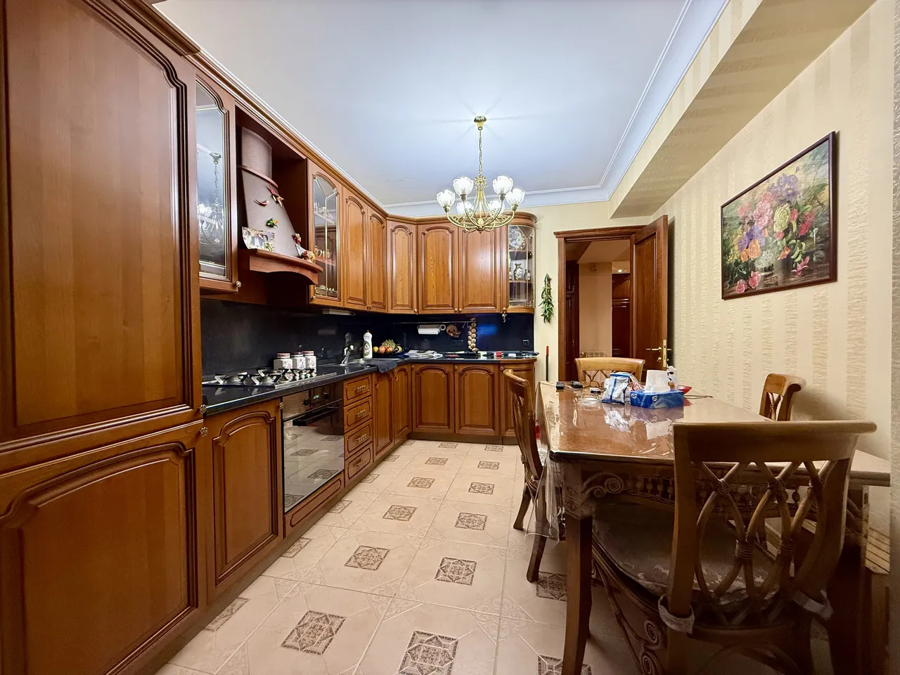 3 bedroom apartment for sale Hakobyan St, Arabkir Yerevan, 159043