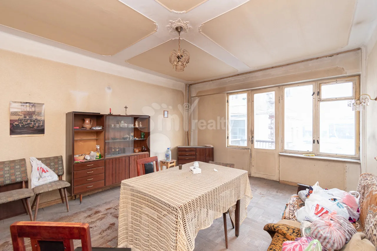 2 bedroom apartment for sale خیابان ماشتوتس, مرکز شهر ایروان, 158627