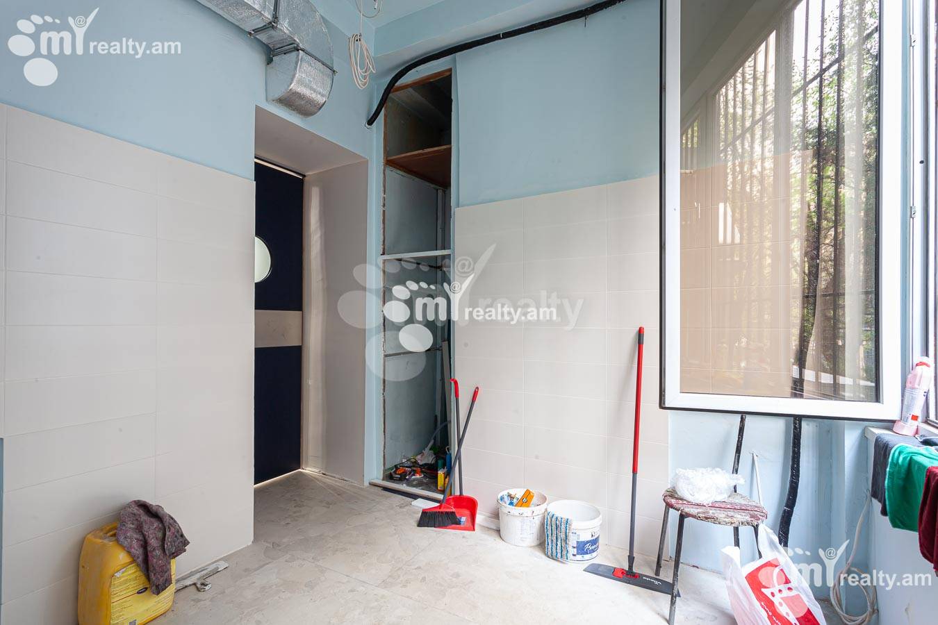 Commercial property for rent Mashtots Ave, Center Yerevan, 155186