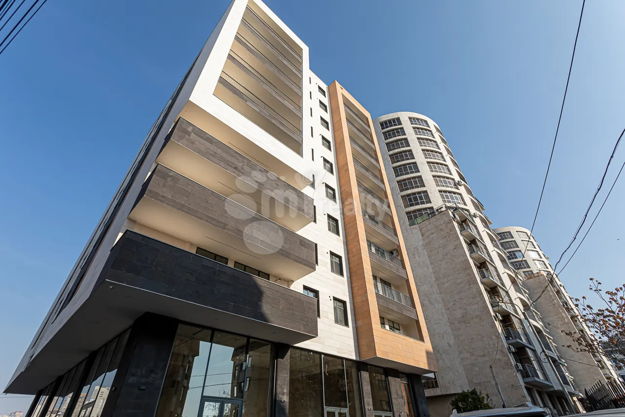 3 bedroom apartment for sale Antarayin St, Center Yerevan, 157849