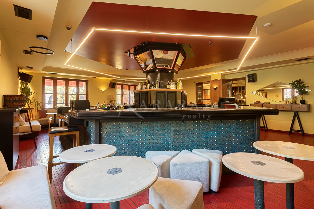 Commercial property for rent Saryan St, Center Yerevan, 157534