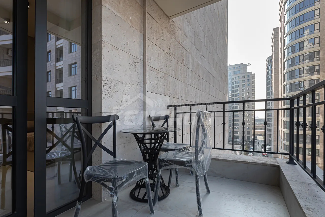 3 bedroom apartment for rent Arshakunyats Ave, Center Yerevan, 158400