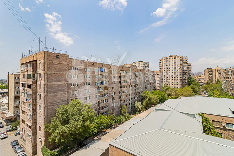 3 սենյականոց բնակարան վարձով Ռոստոմի փող, Կենտրոն Երևան, 159425