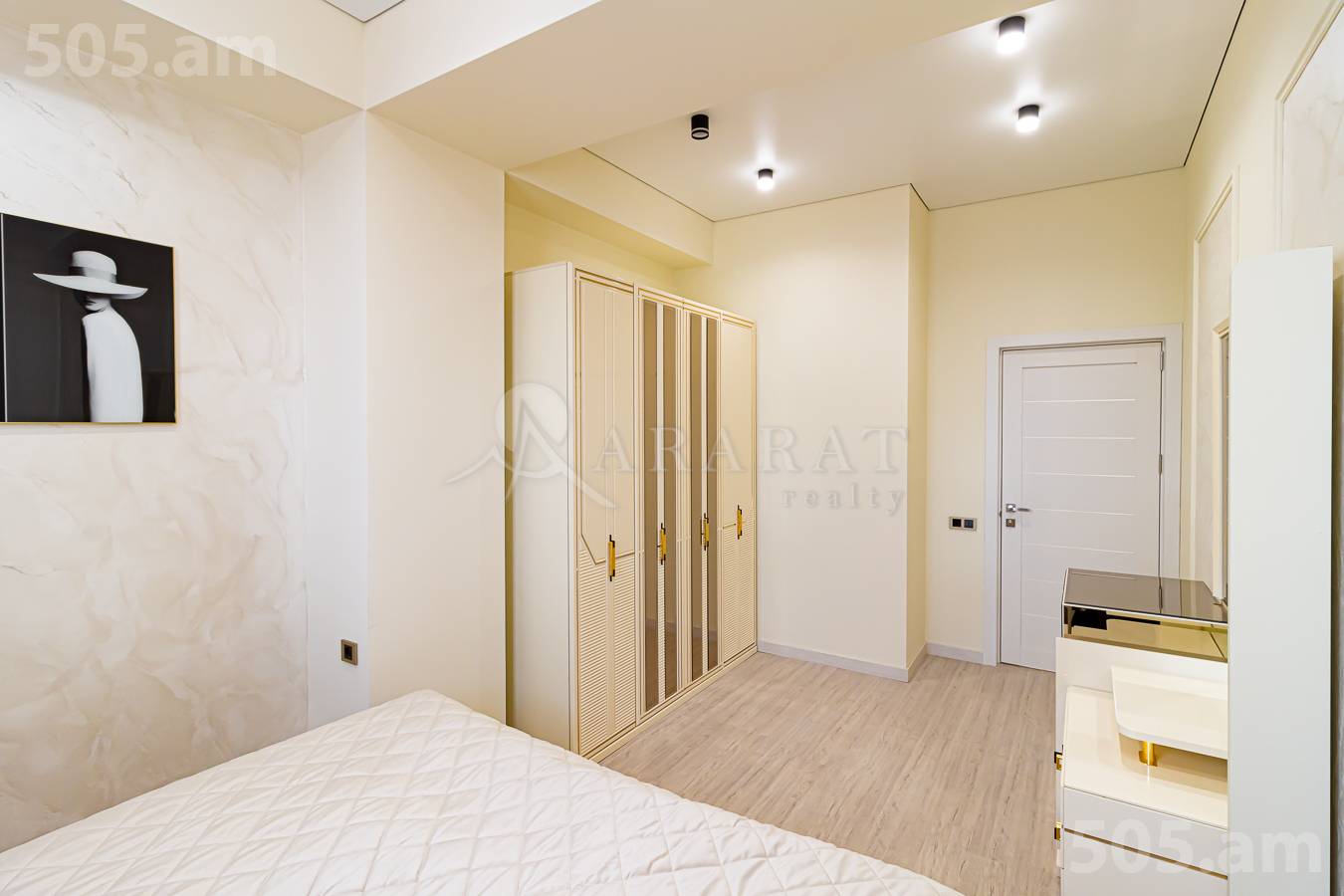 2 bedroom apartment for sale خیابان زاراف آقبیور, آوان ایروان, 154005