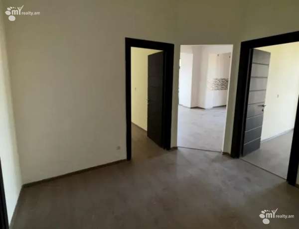 4-senyakanoc-bnakaran-vacharq-Yerevan-Arabkir