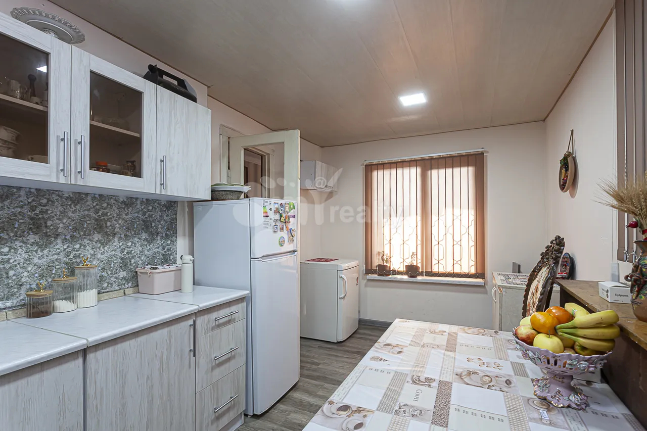 House for sale Gulakyan St, Arabkir Yerevan, 161987