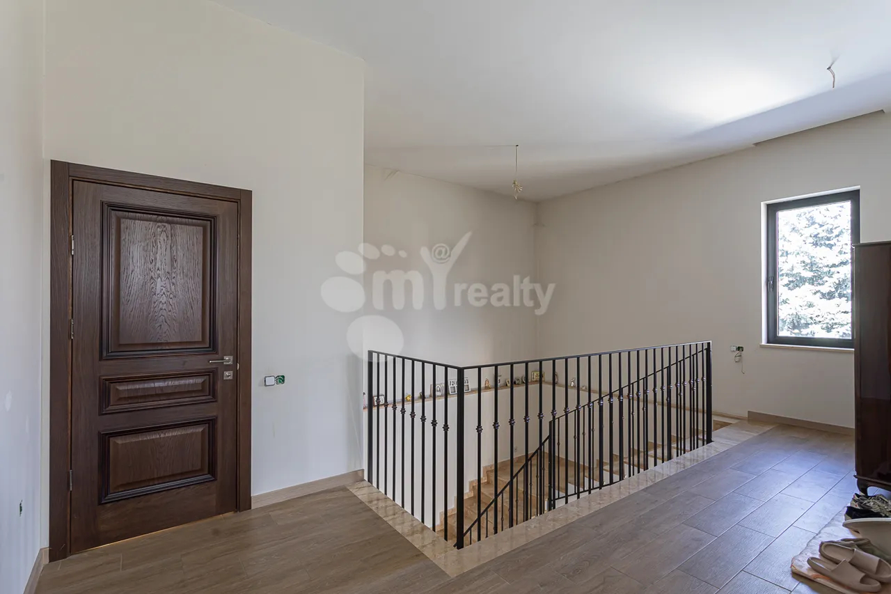 Купить дом Канакер 17ый ул, Канакер-Зейтун Ереван, 160154