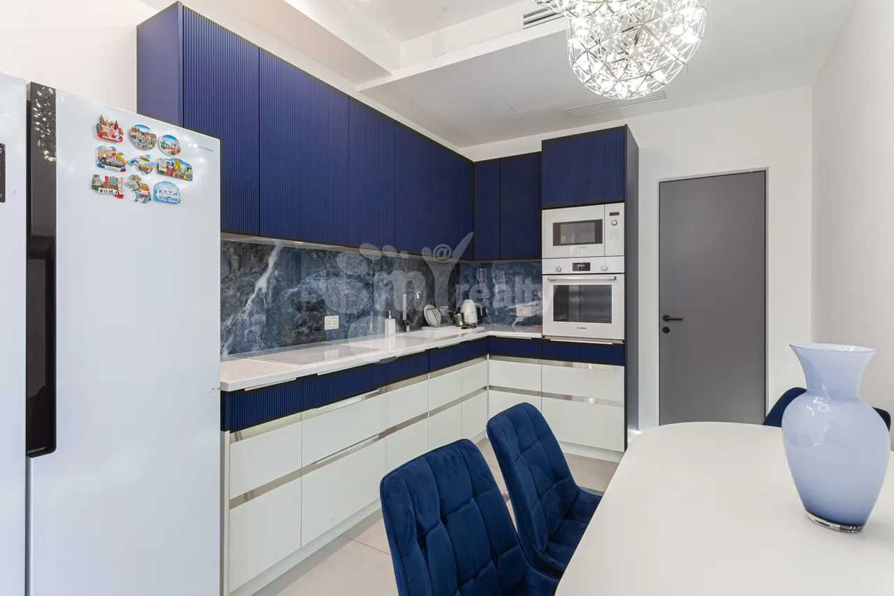 3 սենյականոց բնակարան  Անտառային փող, Կենտրոն Երևան, 160198