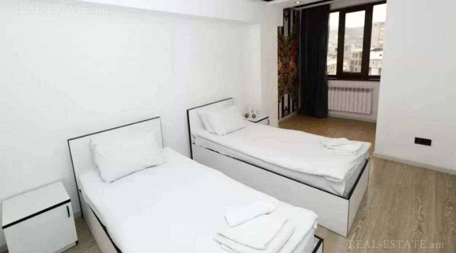 3 սենյականոց բնակարան  Նալբանդյան փող, Կենտրոն Երևան, 137696