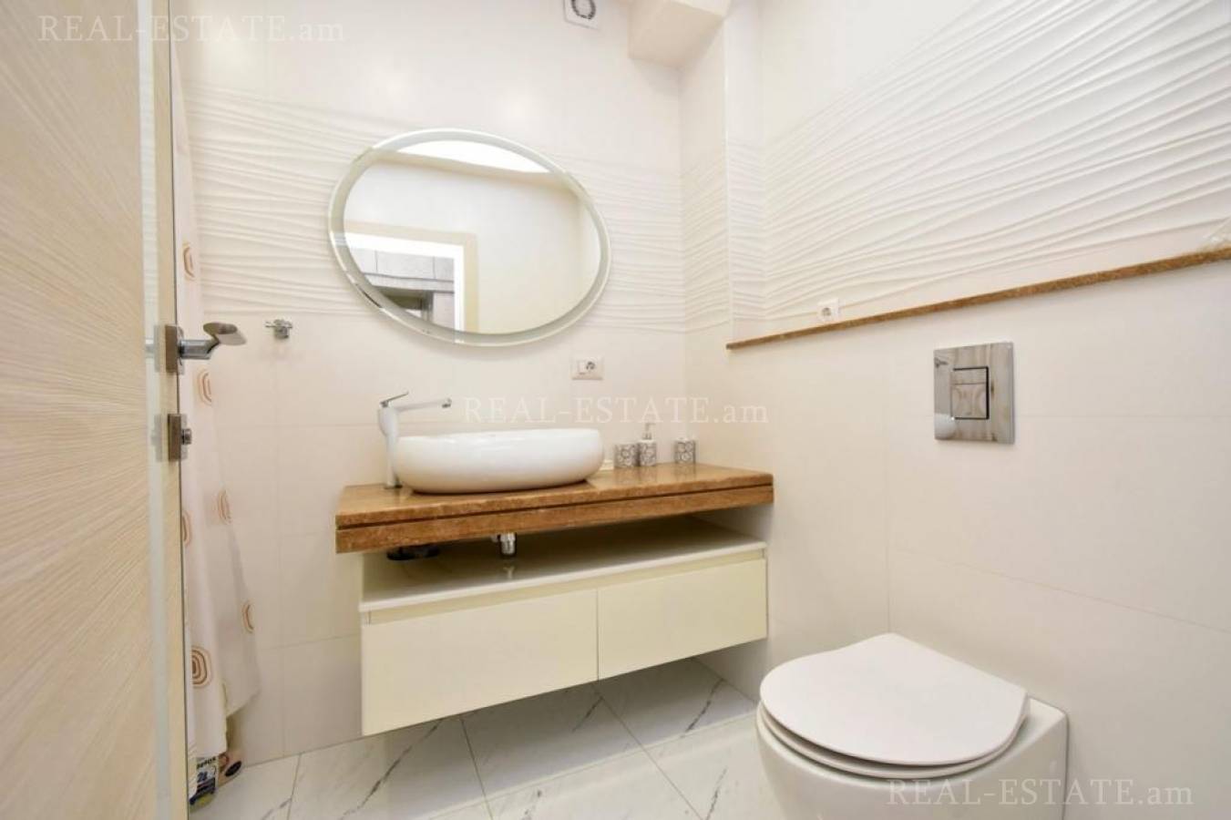 4 bedroom apartment for rent Leo St, Center Yerevan, 128238