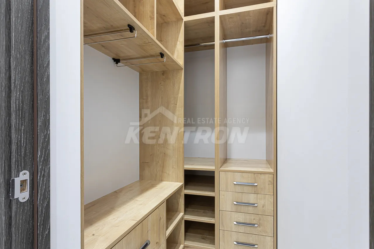 2 bedroom apartment for rent خیابان گِریبودوف, عربگیر ایروان, 159415