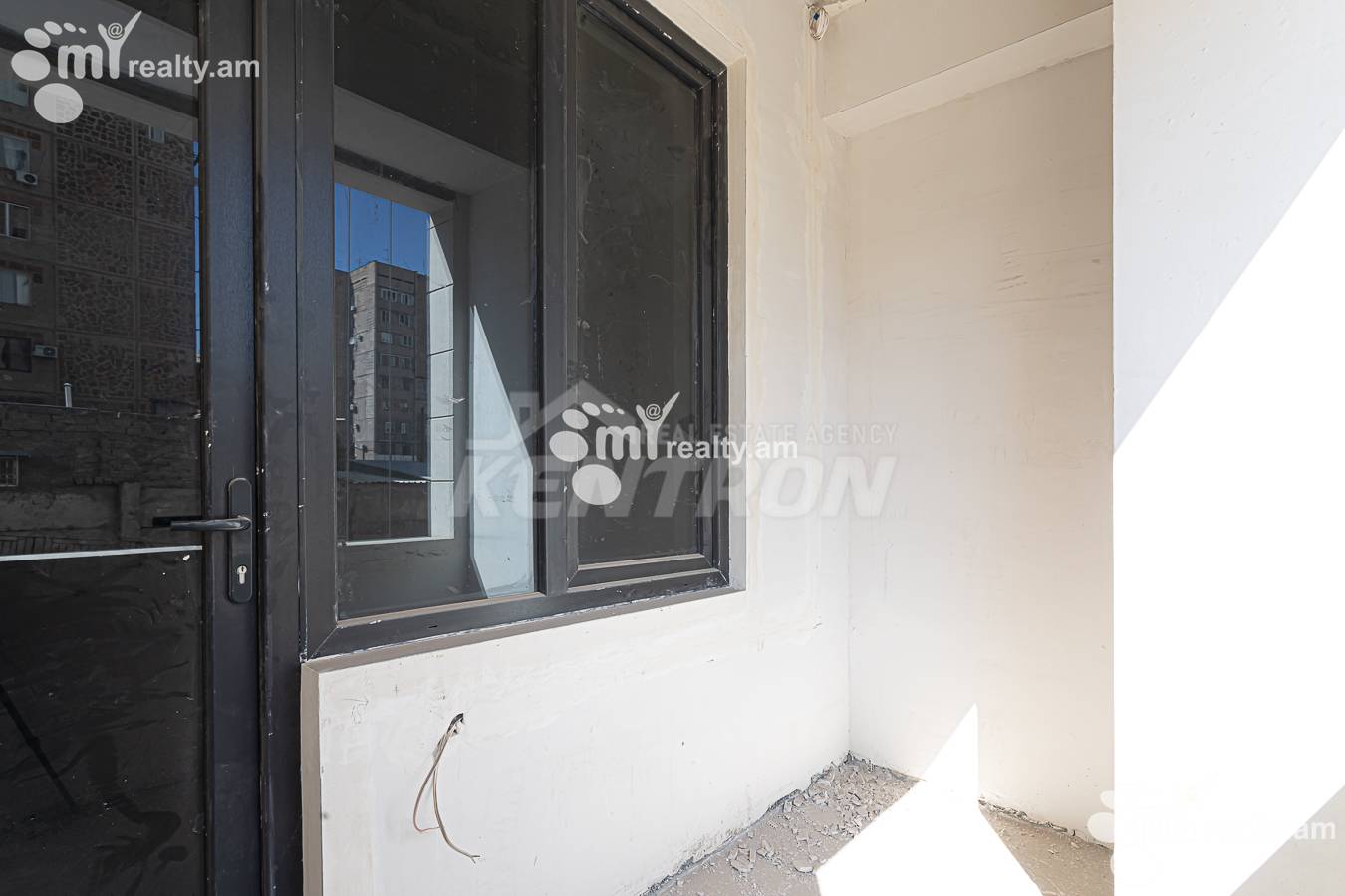 4 bedroom apartment for sale خیابان گِریبودوف, عربگیر ایروان, 156739