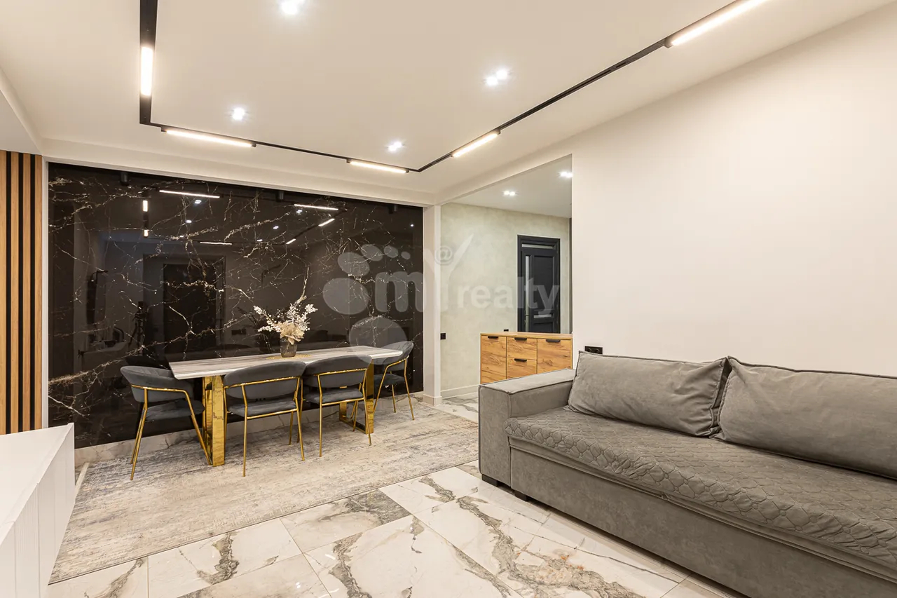 3 bedroom apartment for sale Gyulbenkyan St, Arabkir Yerevan, 157443