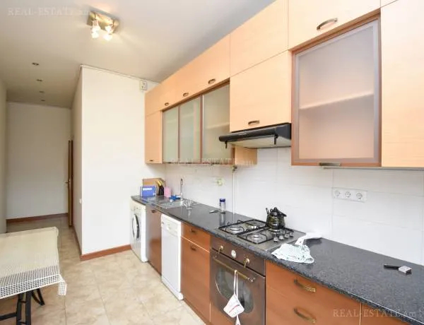 2 bedroom apartment for rent Spendiaryan St, Center Yerevan, 160954