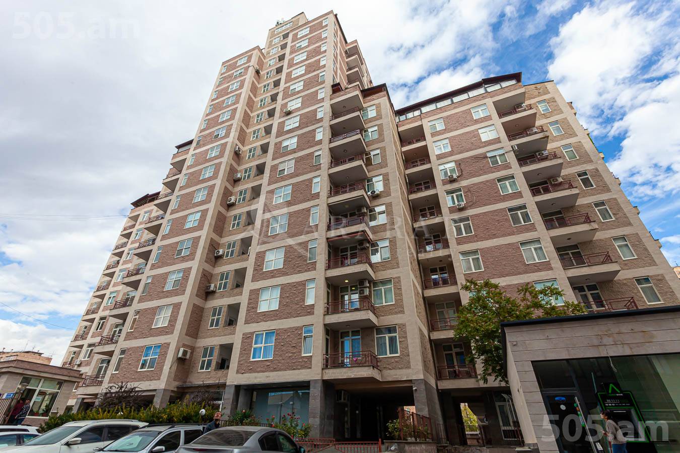 3 bedroom apartment for sale Rostom St, Center Yerevan, 153552